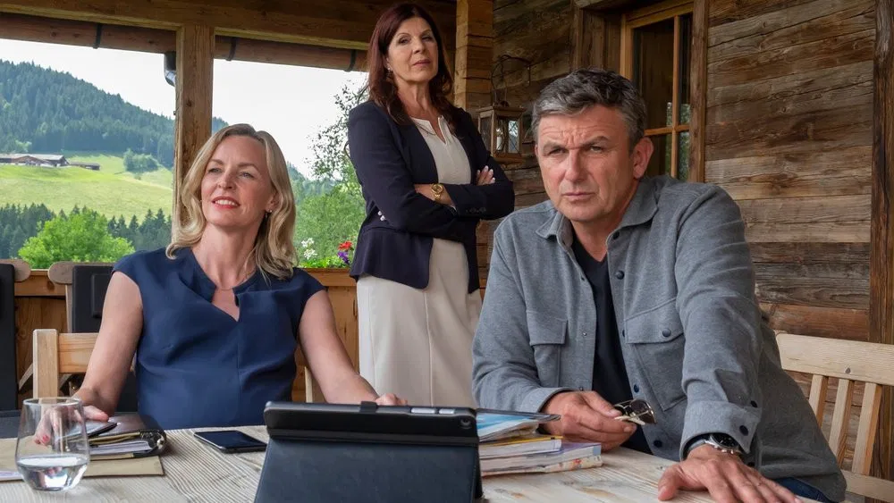 “Der Bergdoktor”: Das waren seine Frauen in der ZDF-Serie