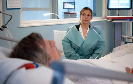 Gefährliche Gefühle in der Sachsenklinik! Ina stoppt Marias OP – Riskiert sie das Leben einer Schwangeren?