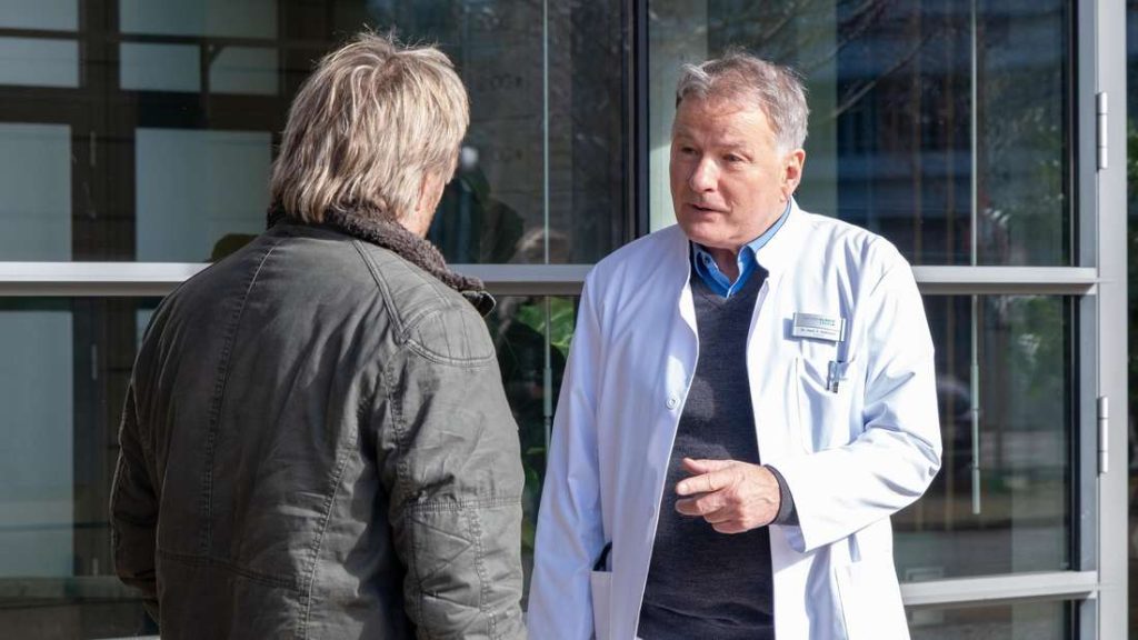 Eskalation bei „In aller Freundschaft“: Roland verliert die Kontrolle