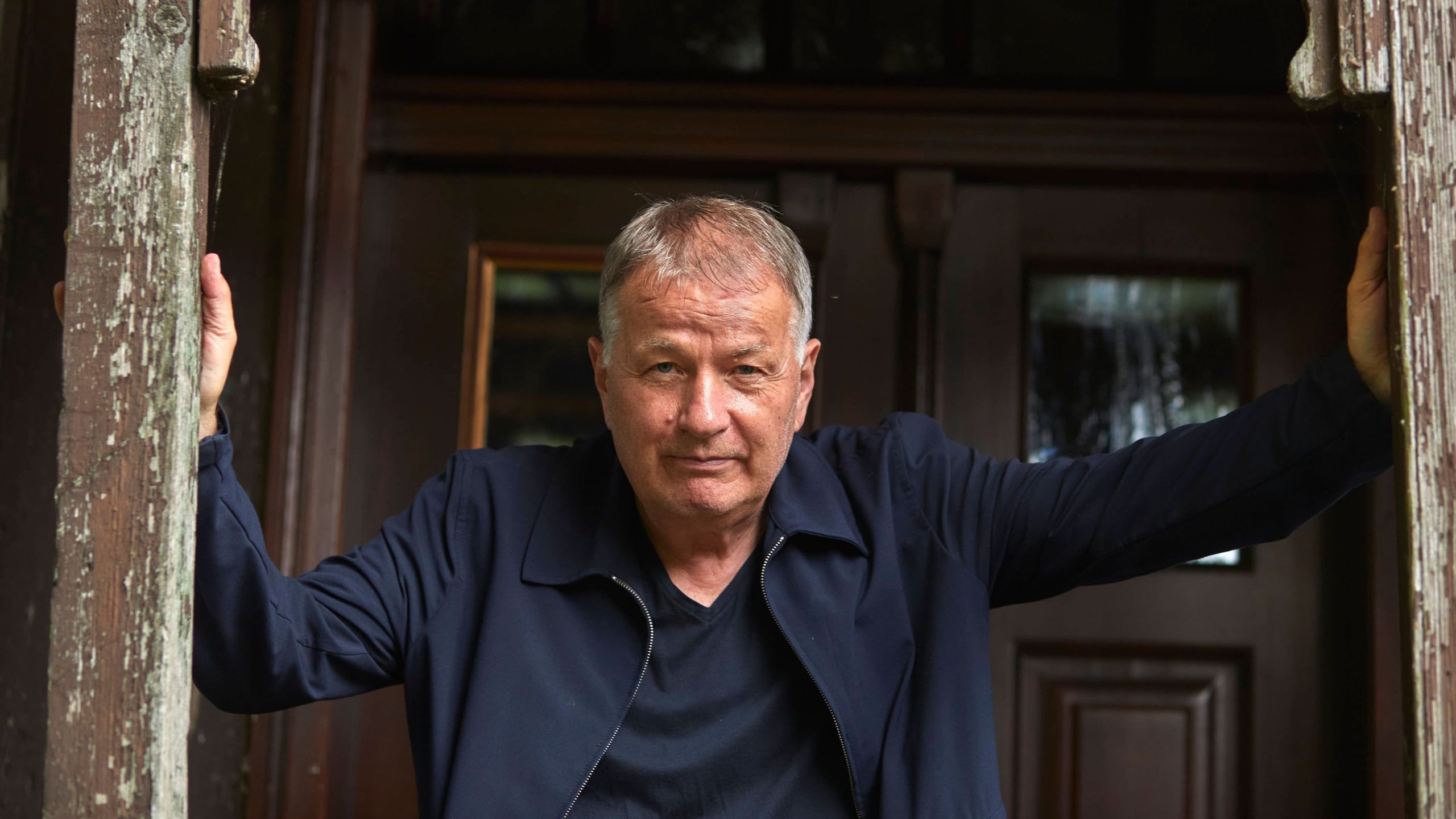 „In aller Freundschaft“: Thomas Rühmann verlässt nach über 25 Jahren die Sachsenklinik – Was bedeutet der Abschied für die Serie?