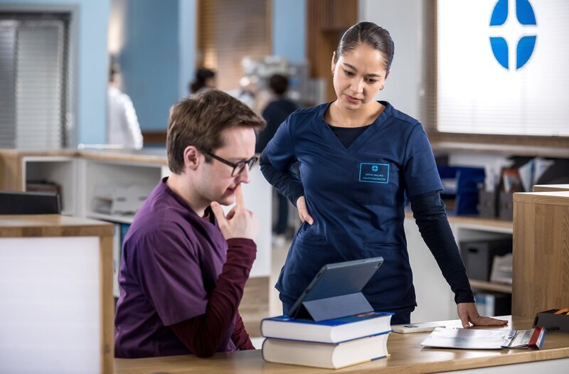 “In aller Freundschaft – Die jungen Ärzte” bei ARD: Wiederholung von Episode 15, Staffel 11 online und im TV